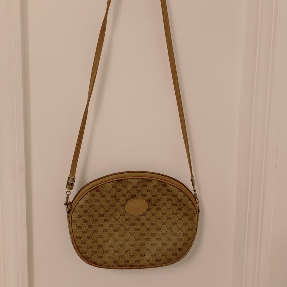 Vintage Gucci classic canvas bag